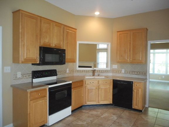 4th image of 503 Crystal Hill Ct