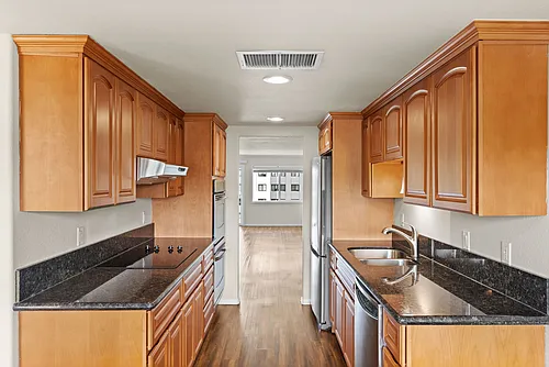 Floor plan 2 Bedroom 2 Bath - End Apt.