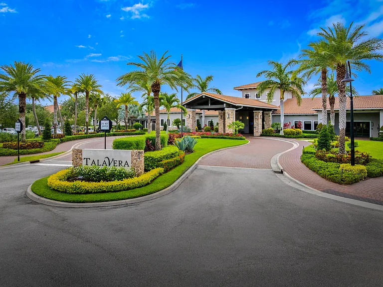 10263 SW Reggiani Rd — Photo 4