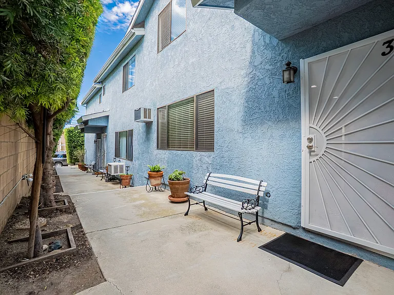 Front door away from the street