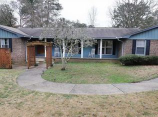 1702 Cherry Cir, Anniston, AL 36207