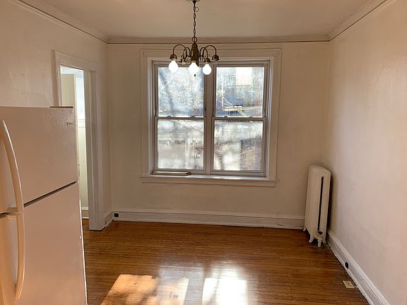 5th image of 4515 N Hamlin Ave #1