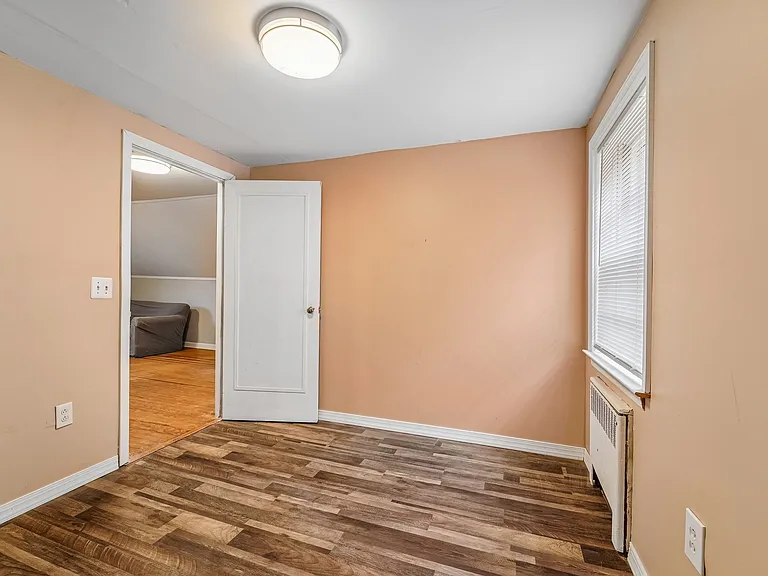 1030 Jassamine Way — Photo 8
