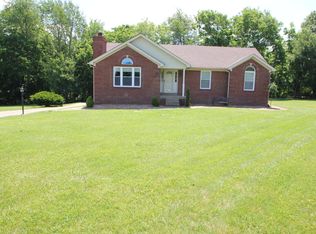 139 Meadowridge Dr, Taylorsville, KY 40071