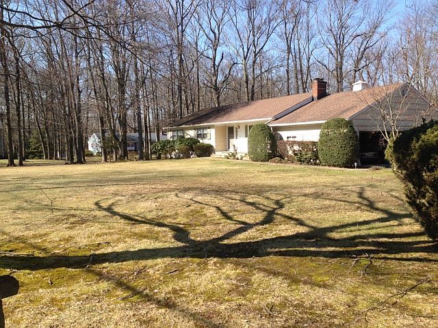 2nd image of 1673 Mohawk Ln