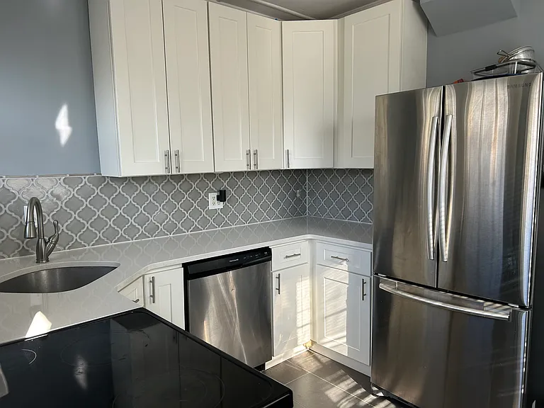1022 Fayette St #1 — Photo 2