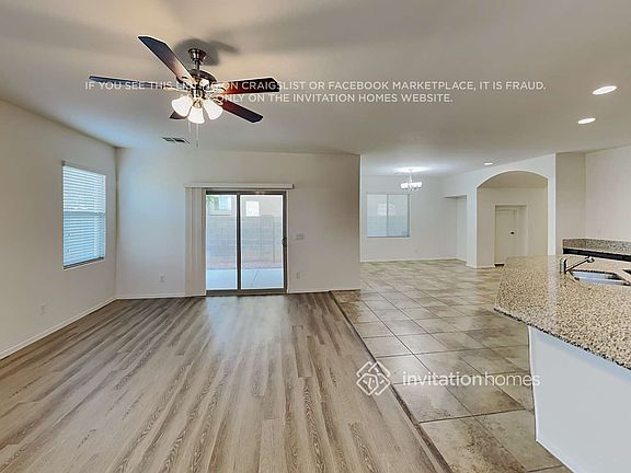 5th image of 1285 E Palomino Way