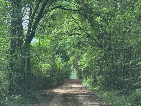 1748 Fm 1252 W, Kilgore, TX 75662