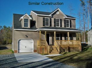 139 Poplar Dr, Hartfield, VA 23071