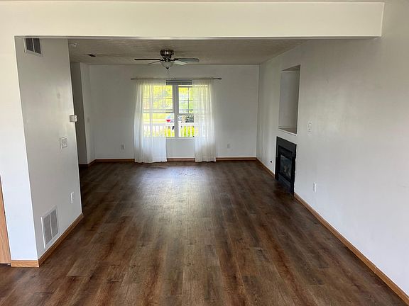 3rd image of 665 Lehner Woods Blvd