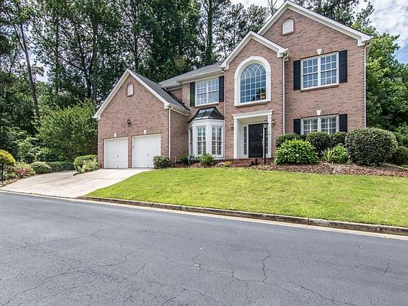 2nd image of 162 Ennisbrook Dr SE