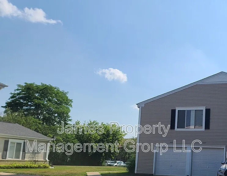 1557 Quaker Ln #114 — Photo 15