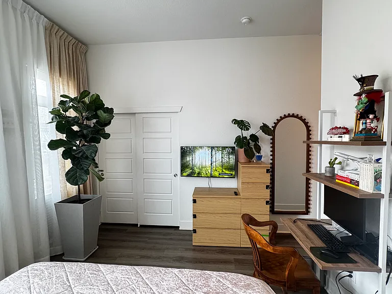2824 W Parkside Pl — Photo 9