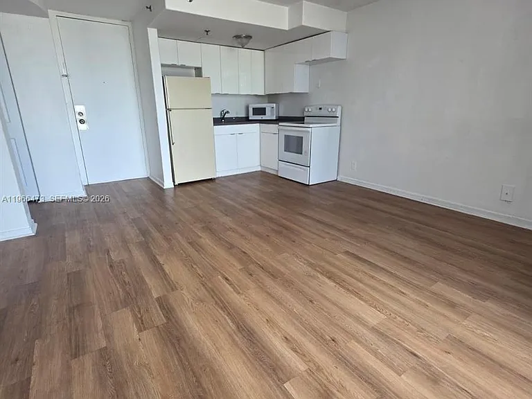 16450 NW 2nd Ave #214 — Photo 3