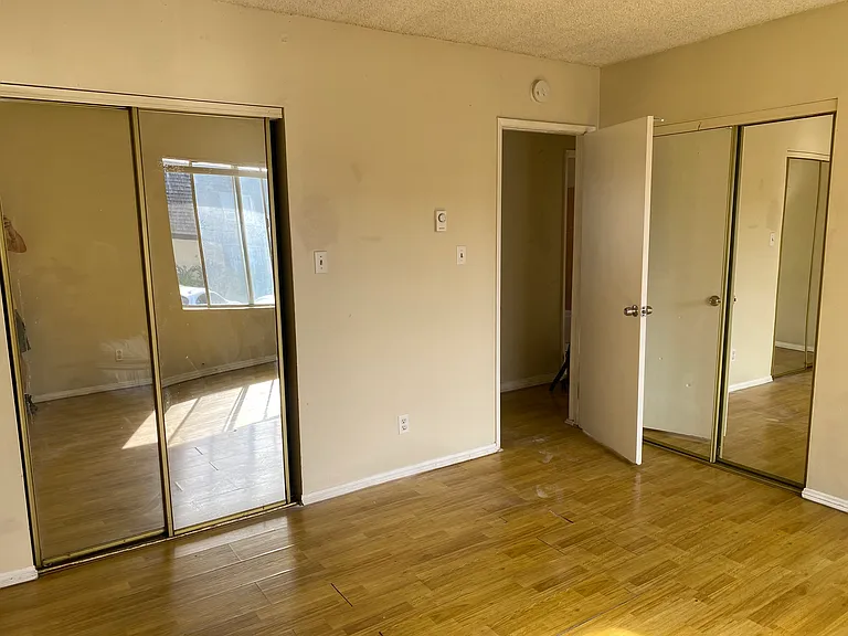 5530 Ackerfield Ave #107 — Photo 9