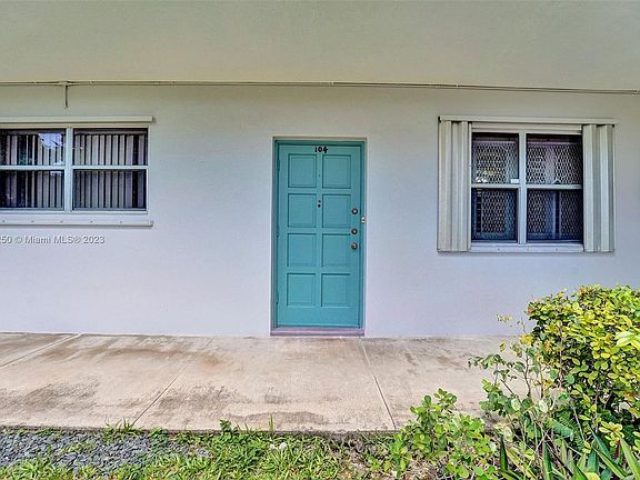 4th image of 2303 Polk St APT 104