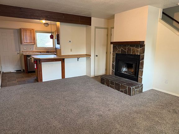 3rd image of 8101 E 16th Ave APT A