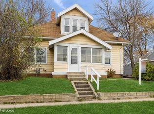 317 9th St, Boone, IA 50036
