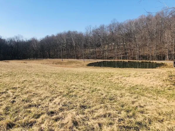 28 Oaks Rd #30, Jamestown, KY 42629