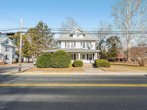 701 E State St, Delmar, DE 19940