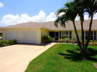 10930 SE Stonehill Ln, Hobe Sound, FL 33455