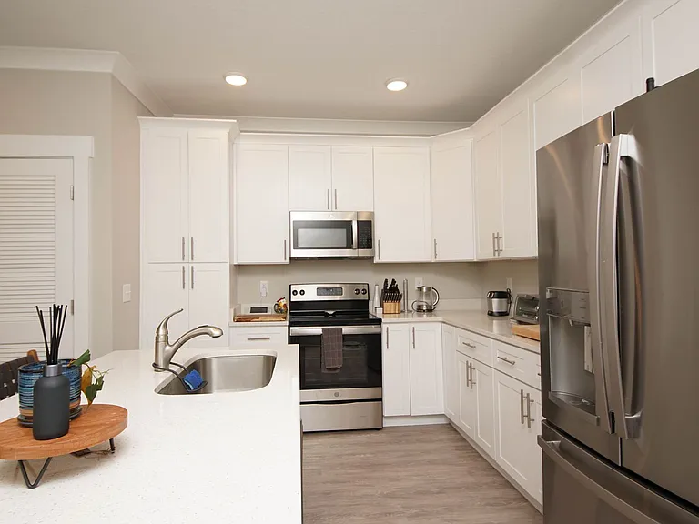 392 Date Palm Ln — Photo 13