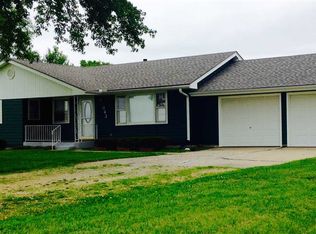 843 SE Baldwin Rd, Topeka, KS 66607