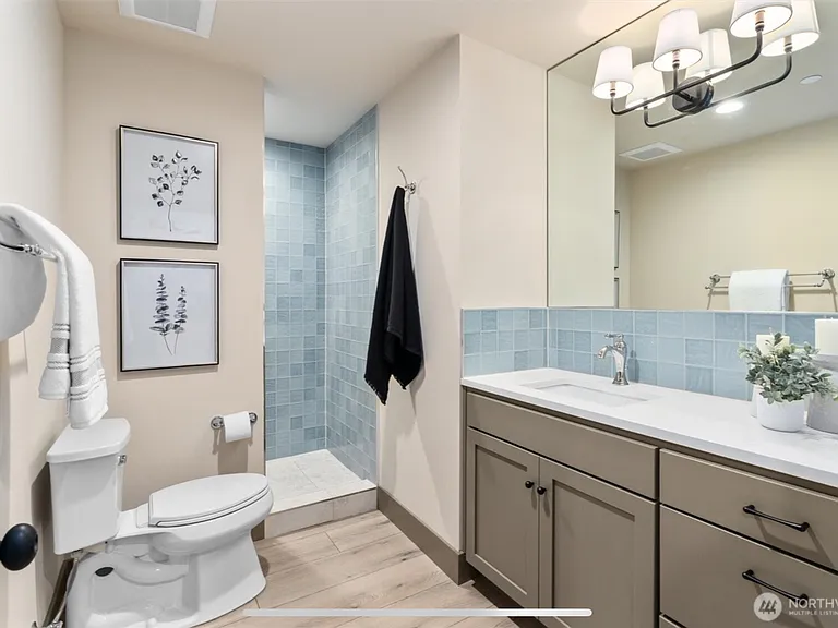 5037 25th Ave SW — Photo 14