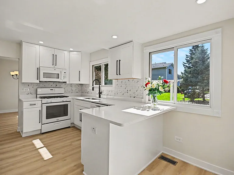 7 Blue Jay Ct — Photo 9