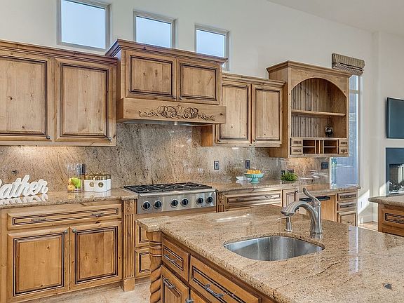 5th image of 9539 E Chino Dr