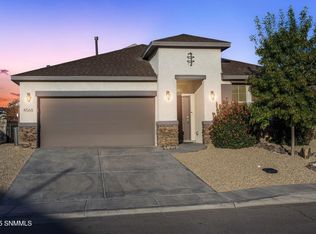 4568 Latigo Dr, Las Cruces, NM 88012