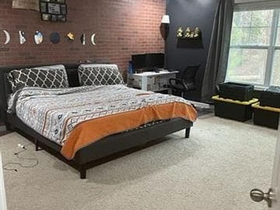 2nd image of 6090 Artigas Dr