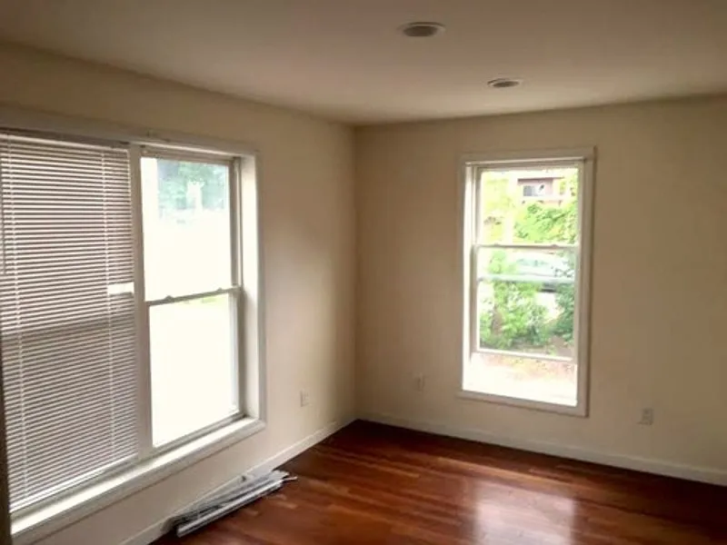2 bed, 1.0 bath, $2,220 — Photo 4