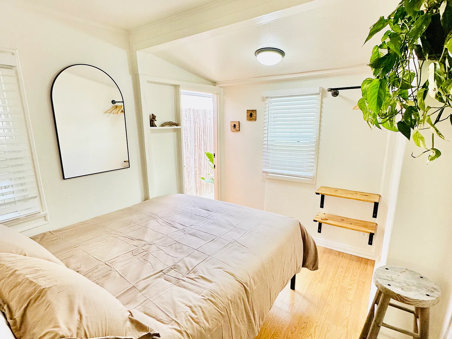 1 bed, $3,800 — Photo 3