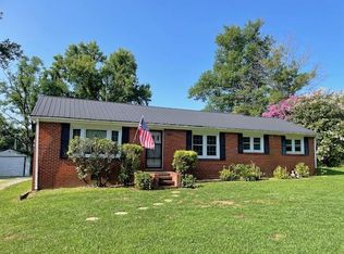 122 Roosevelt Rd, McMinnville, TN 37110