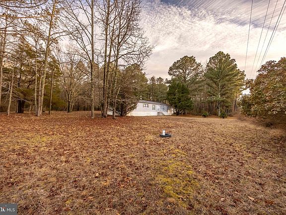 5th image of 22147 Royal Oak Rd