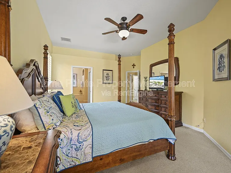 13800 Farnese Dr — Photo 22