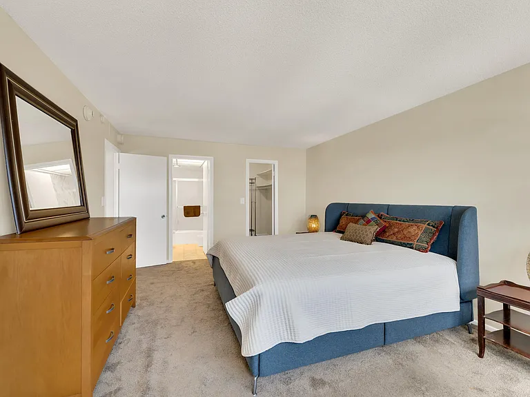133 N Pompano Beach Blvd #708 — Photo 17