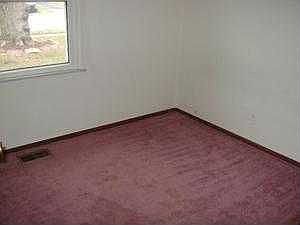 4th image of 161 Frayne Dr