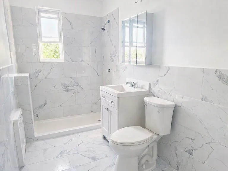 9504 23rd Ave — Photo 7