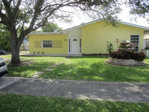2nd image of 19350 Lenaire Dr