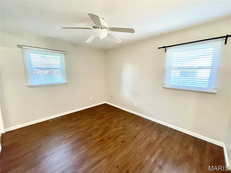 208 Harvard Dr — Photo 40