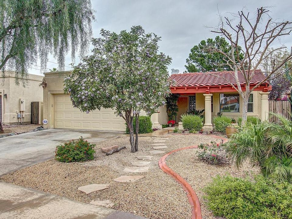 1st image of 4004 E Dahlia Dr