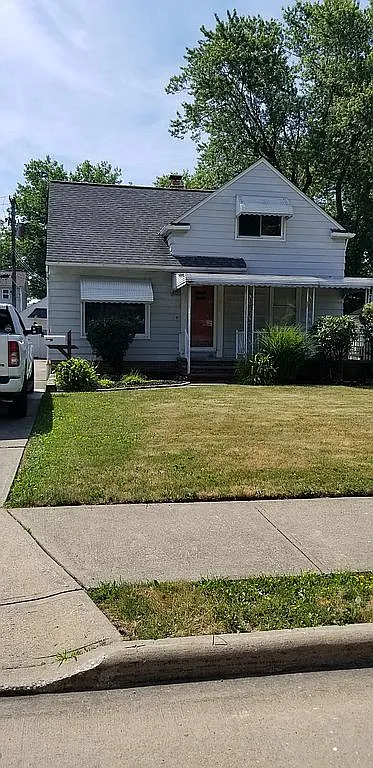 29004 Norman Ave photo 1