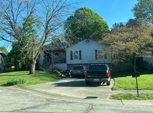 1108 SW Brook Ct, Blue Springs, MO 64015