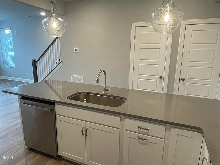 600 Hedrick Ridge Rd #102 — Photo 8