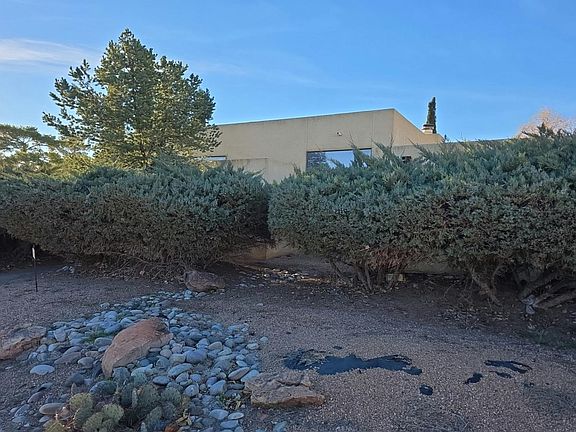 2nd image of 7600 Sandlewood Dr NW
