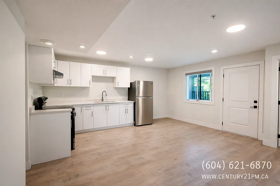2 bed, 1.0 bath, 833 sqft, $1,350 — Photo 3