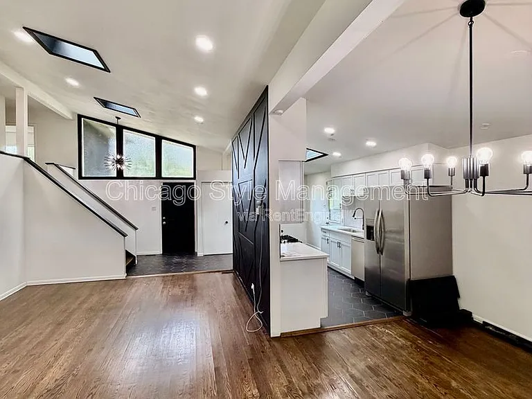 158 Chestnut St — Photo 3