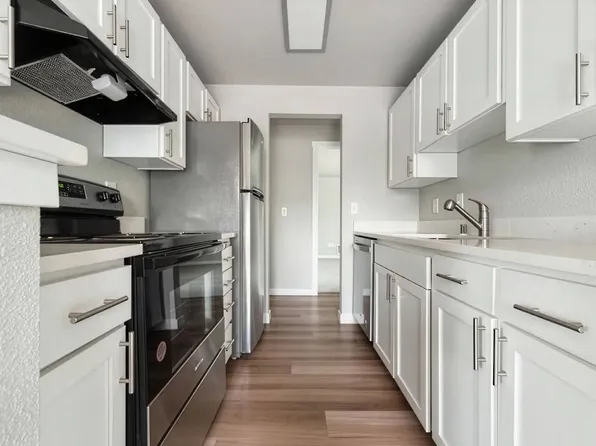 Dwell at Fife, 6020 20th St E #6070-A, Tacoma, WA 98424